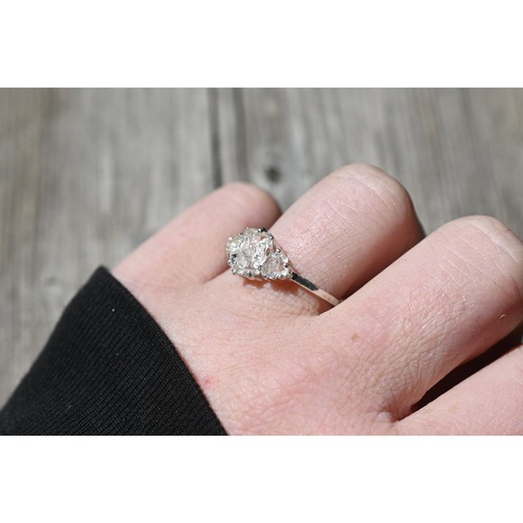 alternative raw diamond engagement ring raw crystal size 4 5 6 7 8 8 9 10 11 12 - Picture 2 of 3